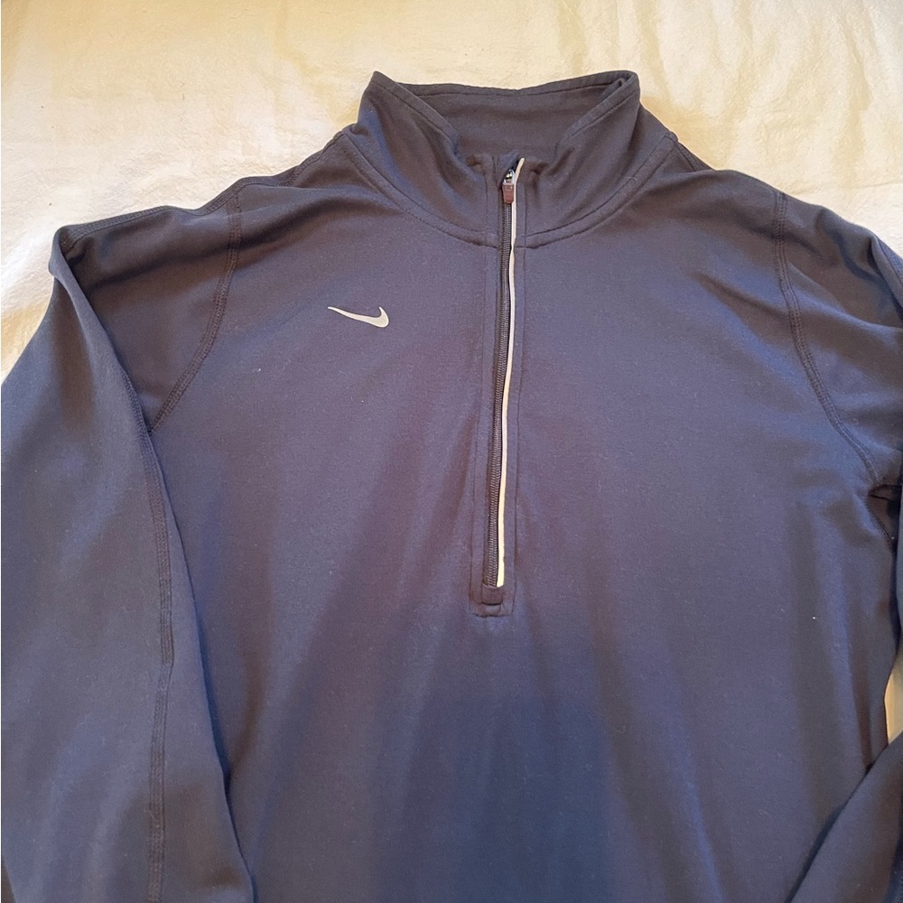 Nike Workout Top - Picture 3 of 7